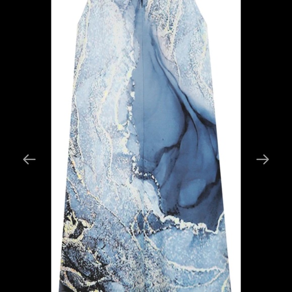 Beautiful classy dress - Picture 2 of 5